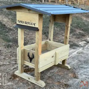 Sad Daddy Hunting Blinds 4′ WOODEN TROUGH FEEDER